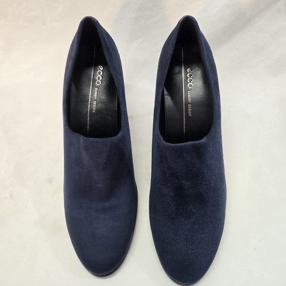 Ecco Women's Size 41 Danish Design Blue Suede Heels Pump Slip On - Picture 3 of 7